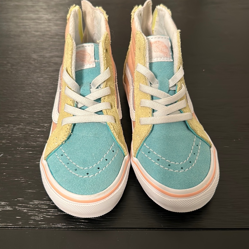 NWOT Vans SK8 Hi Zip Pastel